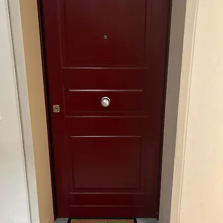 Elisia Apartman *